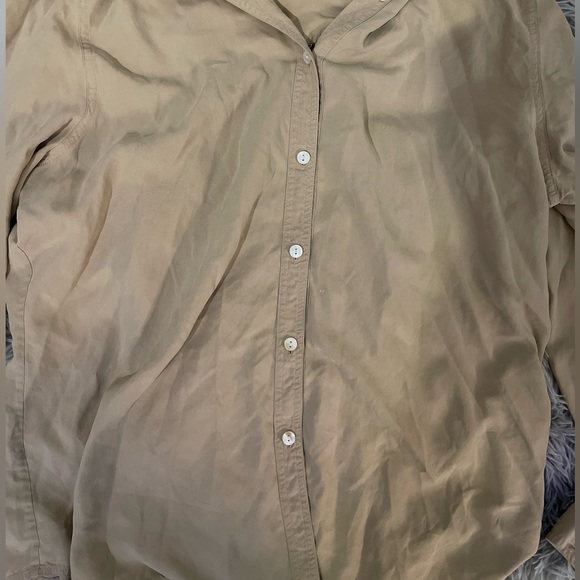 August Max woman Button up shirt. Size 14W. (Fits like a Women’s Large) - Picture 2 of 4